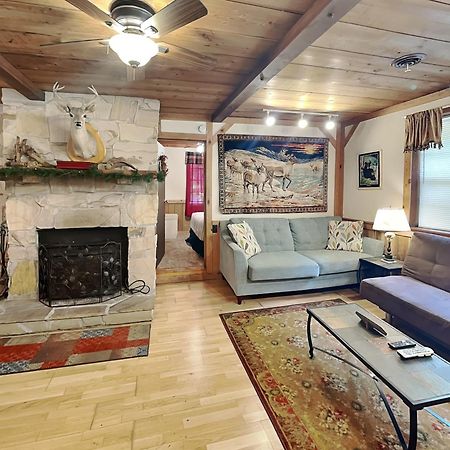 Stone Creek Cottage Pigeon Forge Exterior photo