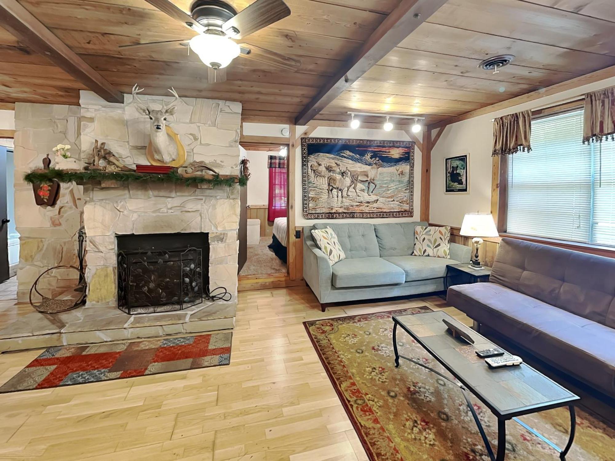 Stone Creek Cottage Pigeon Forge Exterior photo